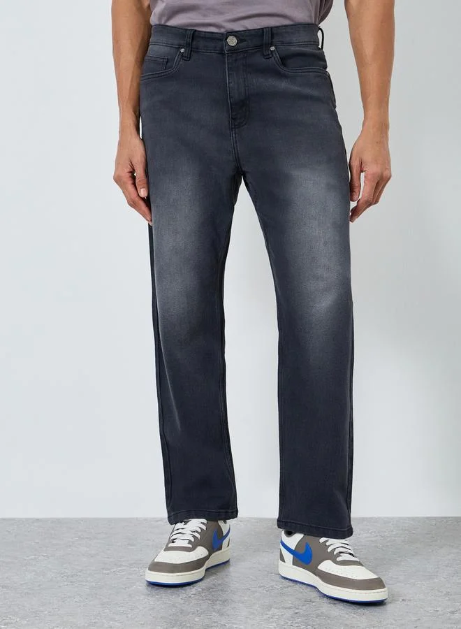 Styli Men Black Relaxed Fit Faded Jeans